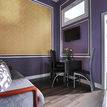 Two-Bedroom Haven In The Old Town Praga Exterior foto